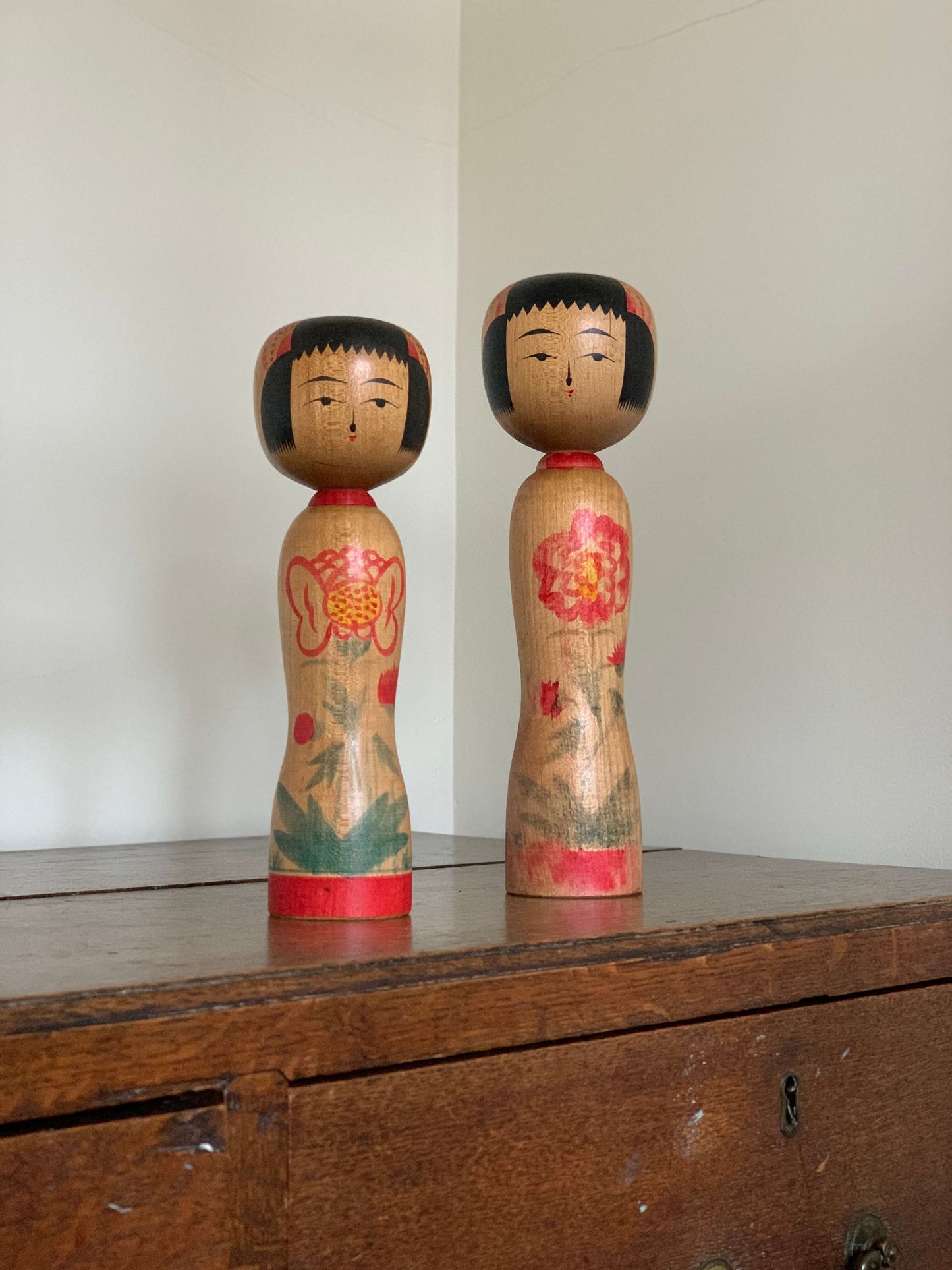 Vintage hand-painted Kokeshi dolls