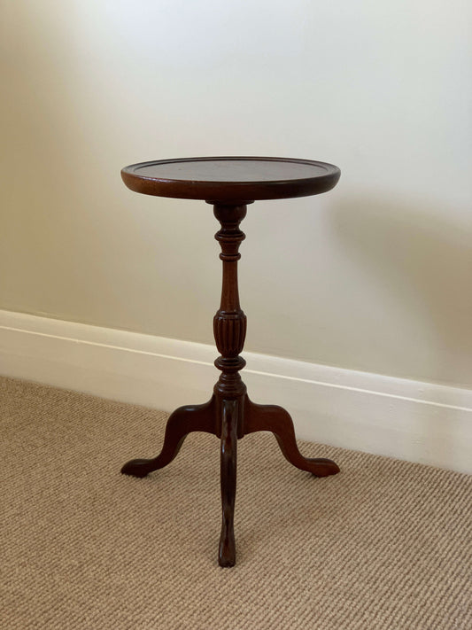 Small vintage occasional table on splayed legs