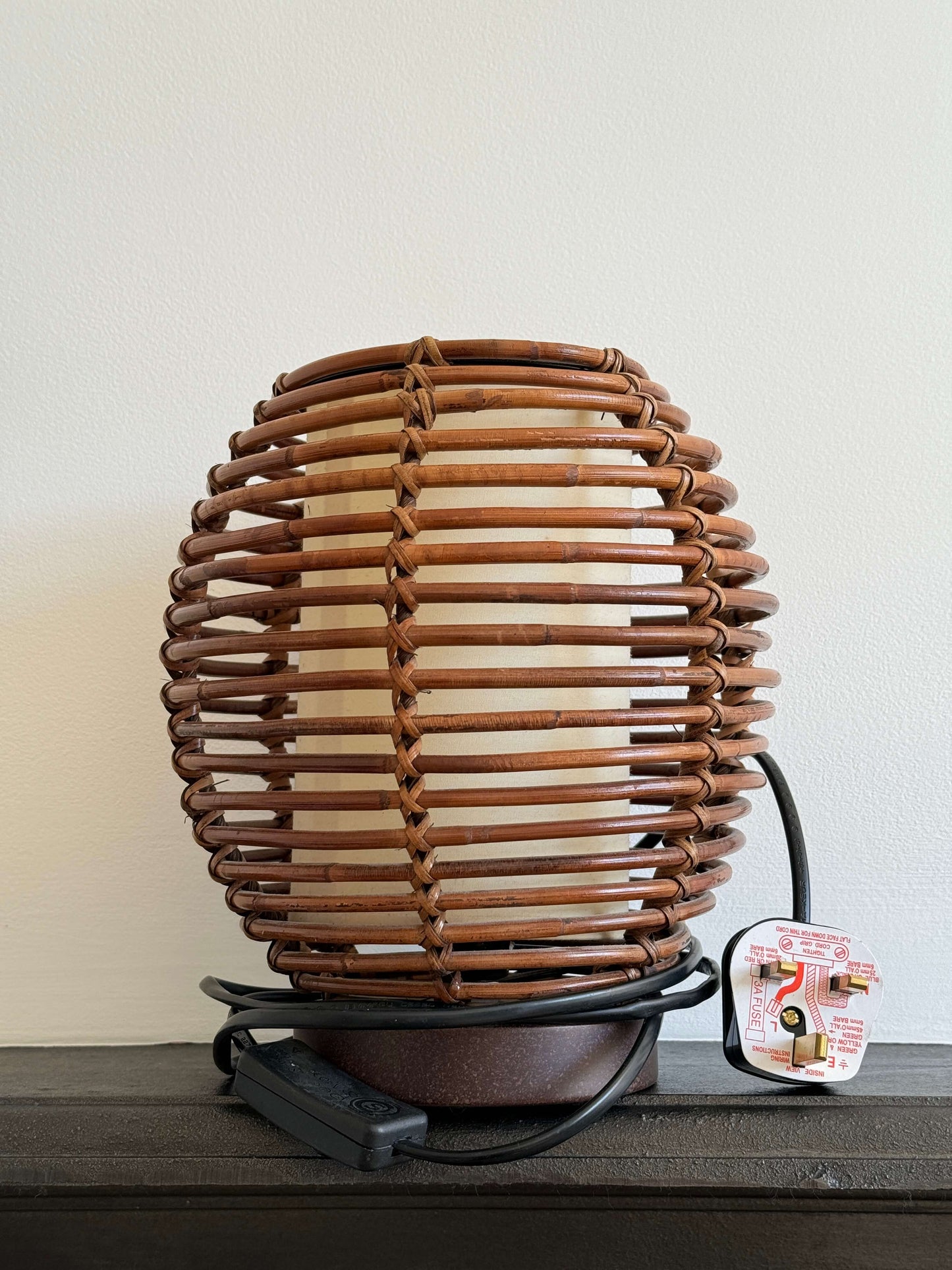 French vintage rattan table lamp